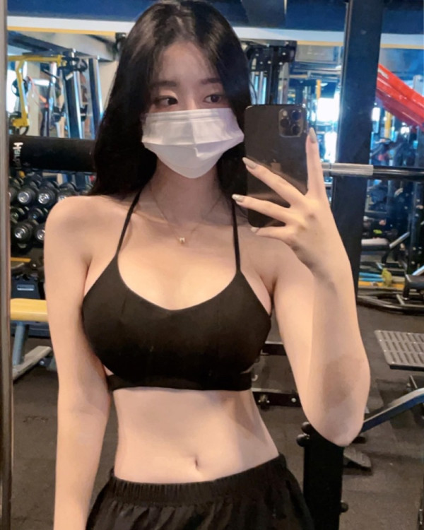 2e548f286ae4a46618a852bf19d0b3d3_1740463272_6871.jpg 가자 ! 운동하러