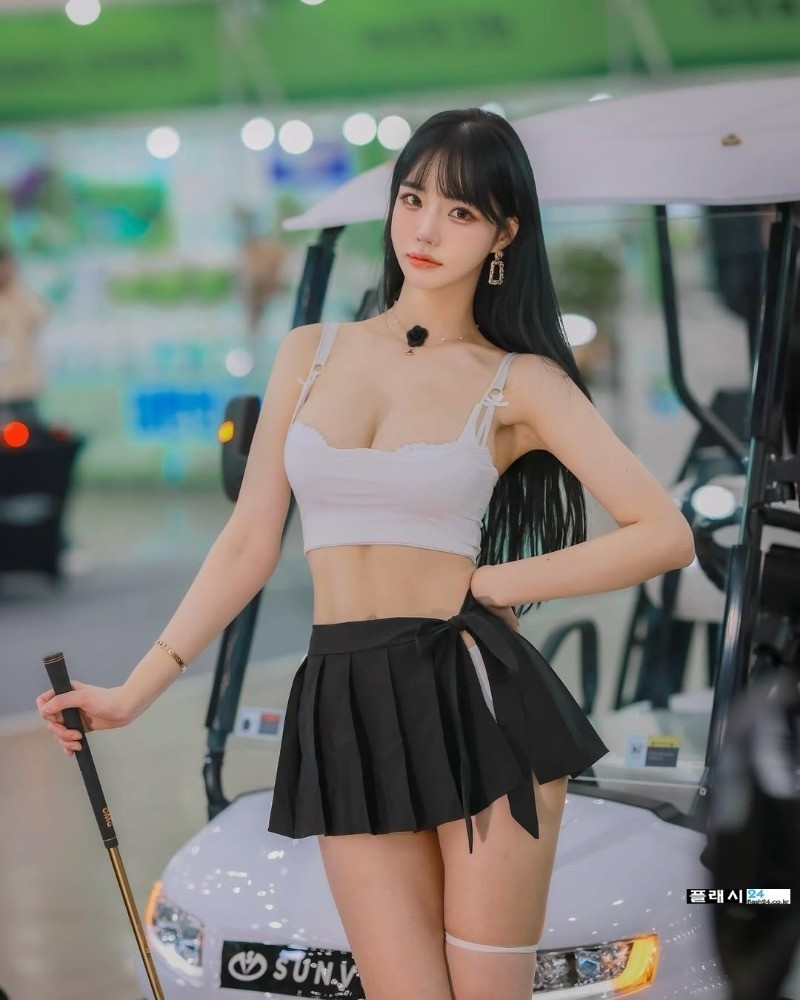 유혹하는게 장난없는 민한나-16