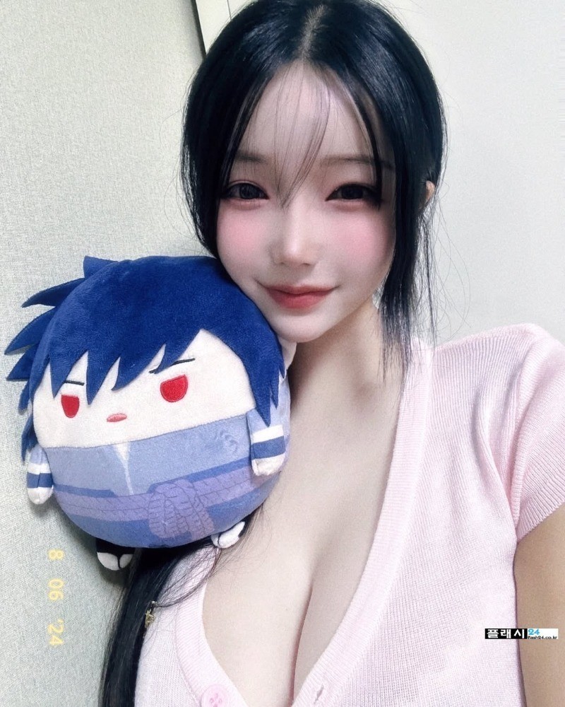 모델 유설화 다르긴 하네-10