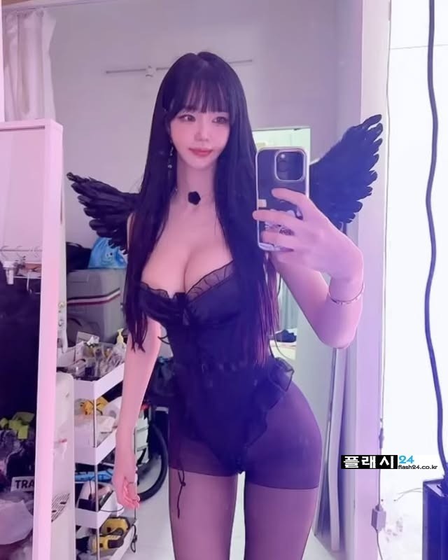 레이싱모델 민한나 이런 셀카 좋더라