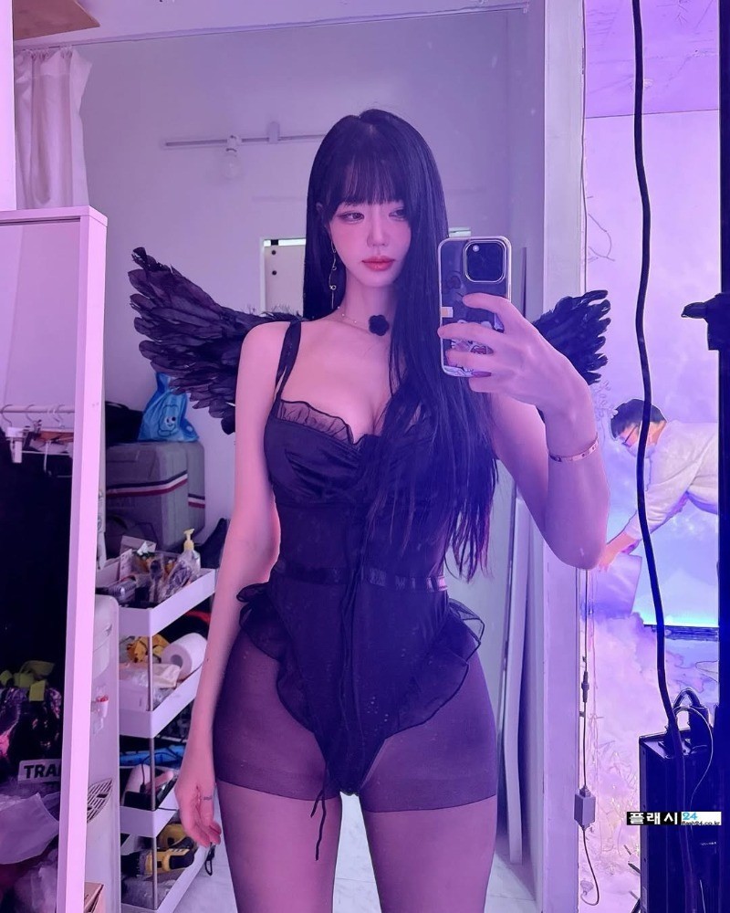 레이싱모델 민한나 이런 셀카 좋더라-4