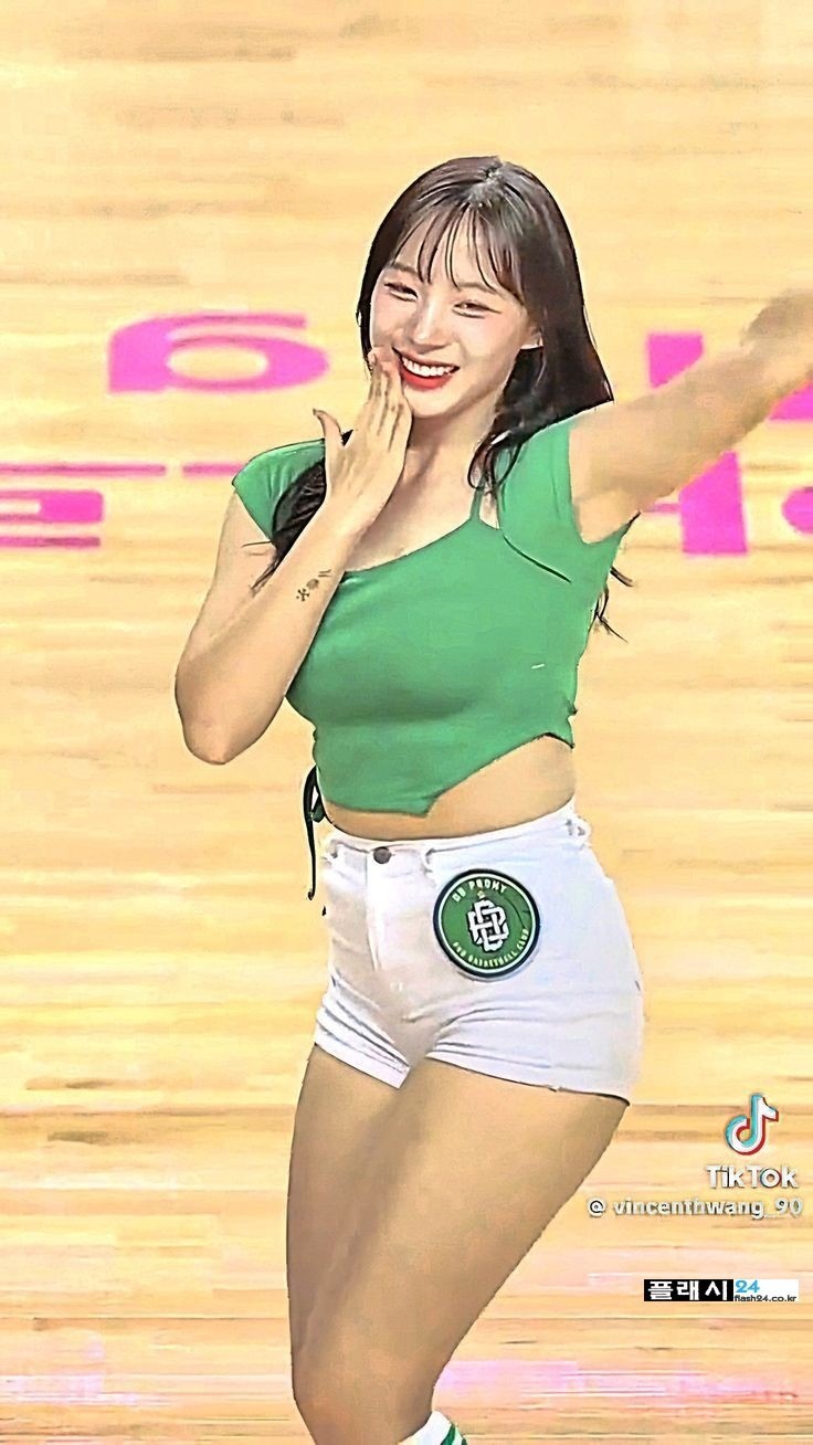 하체 장난없는 하지원 치어리더-7