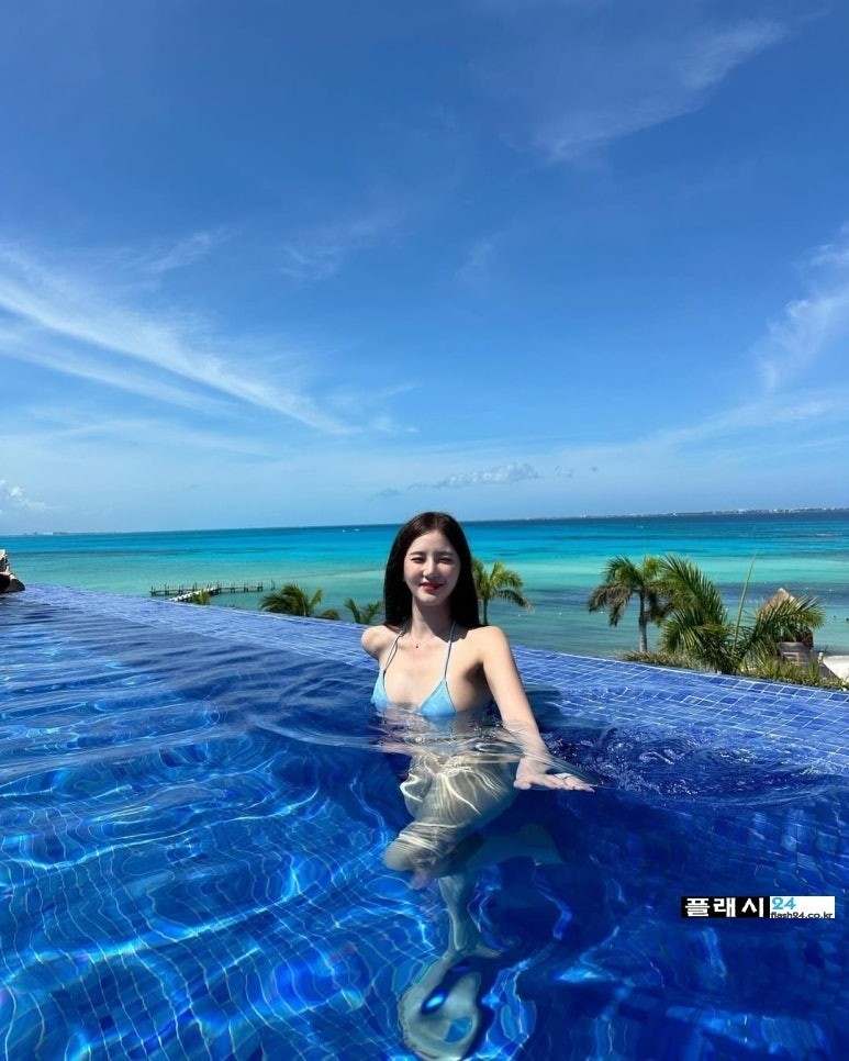 ㅇㅎ)치어리더 김해리 수영복이 작다-10