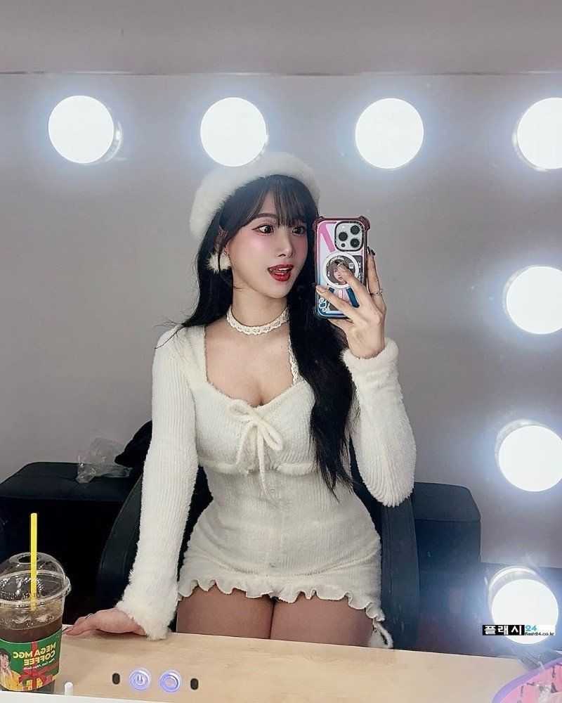 유부녀 된다는 김한나 치어리더-7